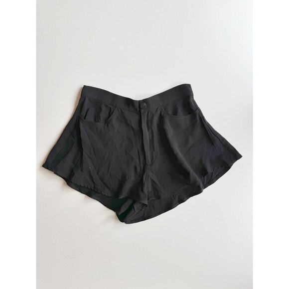 NWOT ZARA Black Viscose Crepe High Waisted Flutter Shorts, Size L - Picture 1 of 8